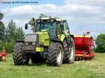 Valtra 8550 mit Vderstad Rapid 300 Super XL - Traktor, Schlepper, Anhnger fr die Bodenbearbeitung, Agrar - fotografiert am 13.06.2010 in Petkus/ Land Brandenburg - Copyright @ Ralf Christian Kunkel 