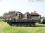 GSP 55 Halbfhre - sowjetisches Ponton-Trgerfahrzeug, mit baugleichem zweiten Fahrzeug/Ponton fr das bersetzen von nicht schwimmfhigen Fahrzeugen/Panzern zustndig, GSP 55 ist schwimmfhig und