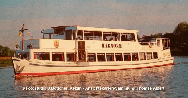 Name:  HARMONIE  , ex  WAPPEN VON OLDENBURG  -1990 , ex  TINA  -1984 , ex  JOSEPHINE  -1977 / Baujahr: 1926 / Bauwerft: Brink & Wiesen in K�nigswinter (Deutschland) / Flagge: Deutschland / L�nge: 27,00 m / Breite: 5,00 m / Tiefgang: 1,16 m / 160 Passagiere (ex 200 Fahrg�ste ?) / Antrieb: ? / Eigner ~ Betreiber: Personenschifffahrt Wilfried Herzog in Ketzin / Heimathafen: Ketzin / Fahrtgebiet: Havel / Schiffs- oder Registriernummer: ? / Bemerkung: 