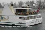 Weitere Fotos:  SWISS EMERALD  (2006) - Heckansicht schr�g von Achtern mit Heimathafen