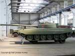 T-72 Panzeratrappe - für Übungen der US-Armee, Nachbau der Optik des russischen T-72 auf 0,5 t Fahrgestell (selbstfahrend) - im Bestand der Kieker-Sammlung - fotografiert zum Militärfahrzeug-Treffen