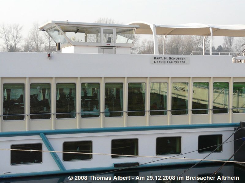 Weitere Fotos:  AURELIA  (2006) - Steuerhaus, L�nge, Breite und Passagierzahl 