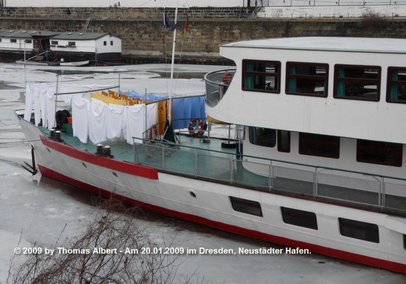 Weitere Fotos:  M.D.P�PPELMANN  (1963) - Vorschiff von Backbord gesehen